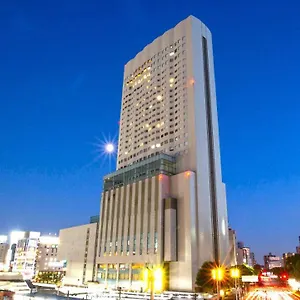 4* Hotel Ana Crowne Plaza Grand Court By Ihg